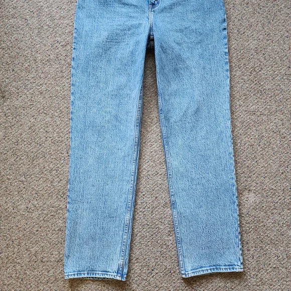 Abercrombie Ultra High Rise 90s Straight Jean Vintage Comfort Stretch Size 29 8 - Picture 4 of 7